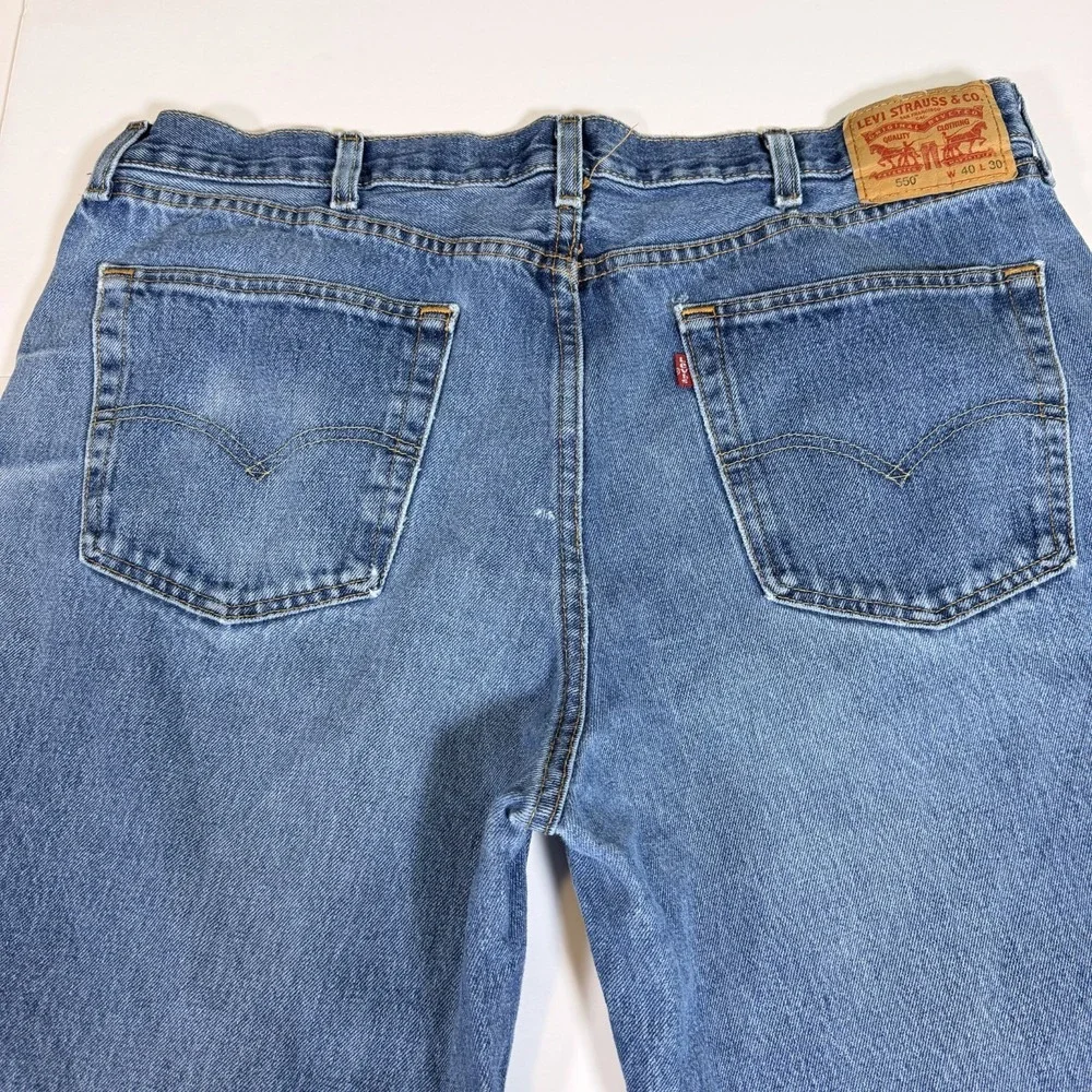 Levi's 550 Men 40x30 Blue Denim Whiskered Red Tab Low Waist Stretch Straight Leg